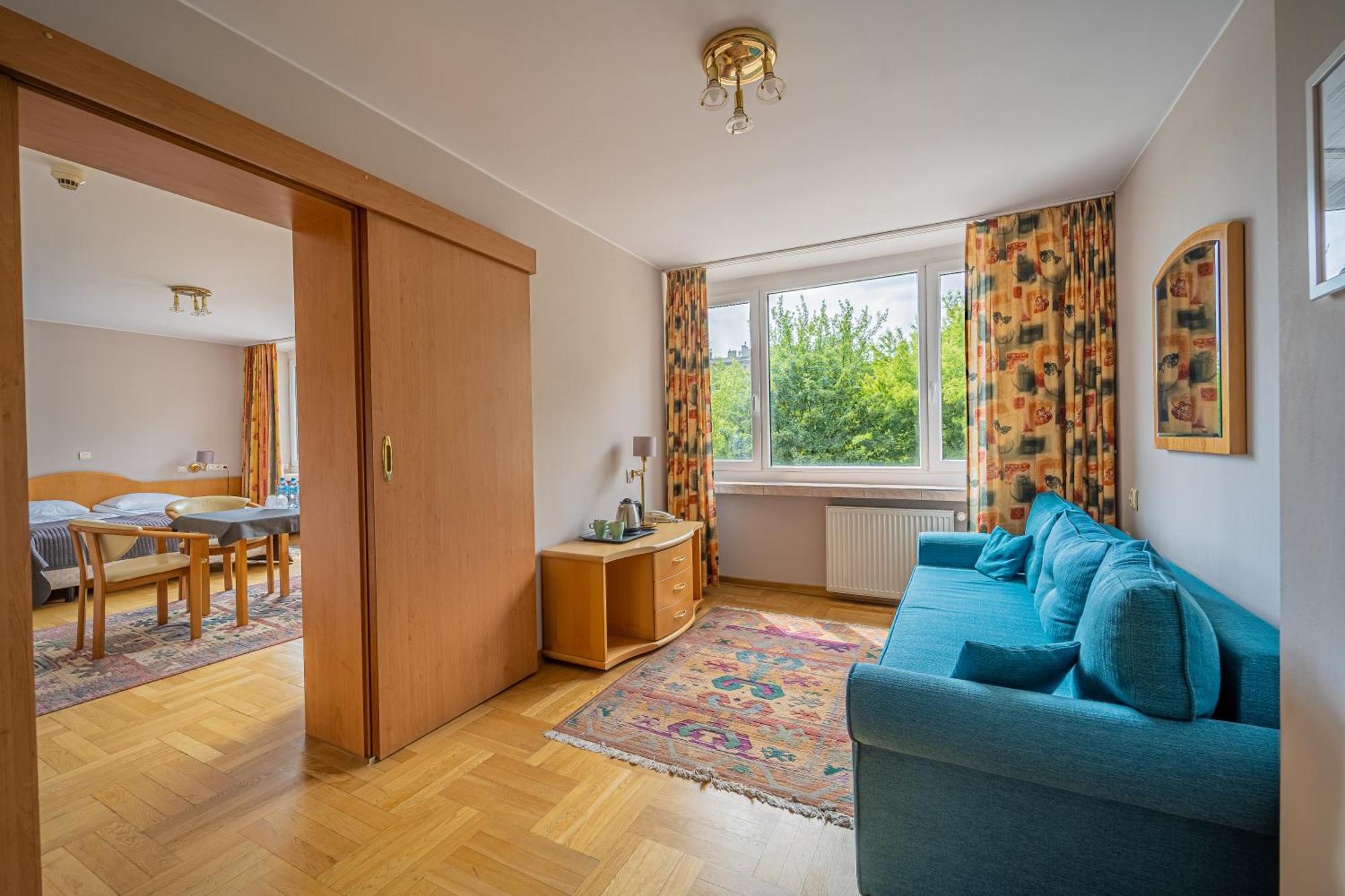 Hotel Mazowiecki Lodz Dış mekan fotoğraf