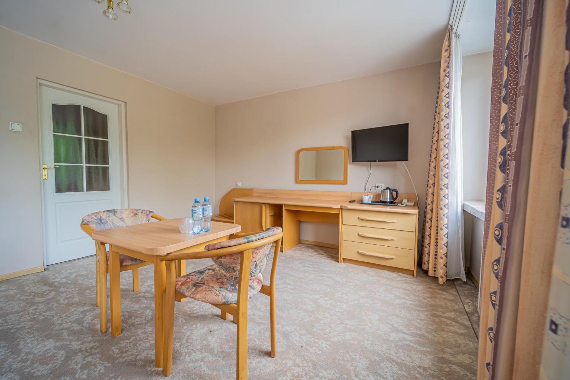Hotel Mazowiecki Lodz Dış mekan fotoğraf