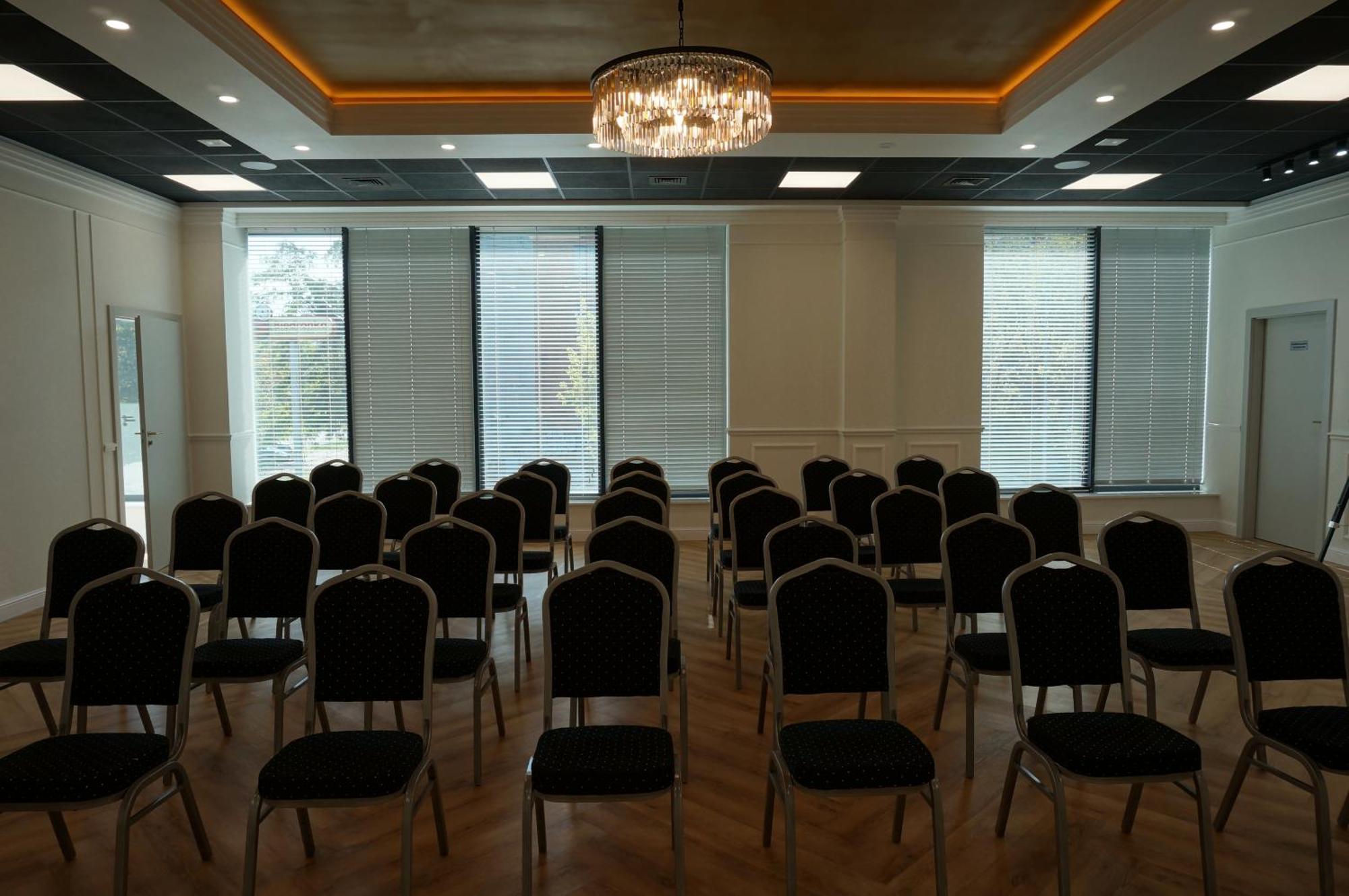 Hotel Mazowiecki Lodz Dış mekan fotoğraf