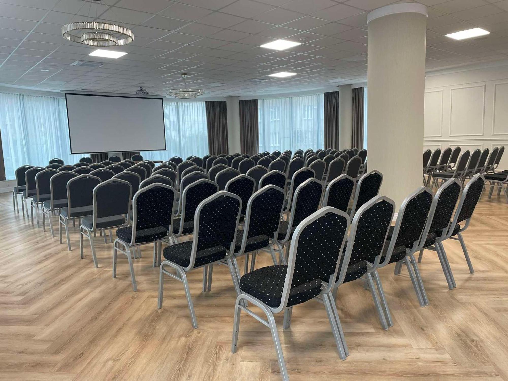 Hotel Mazowiecki Lodz Dış mekan fotoğraf
